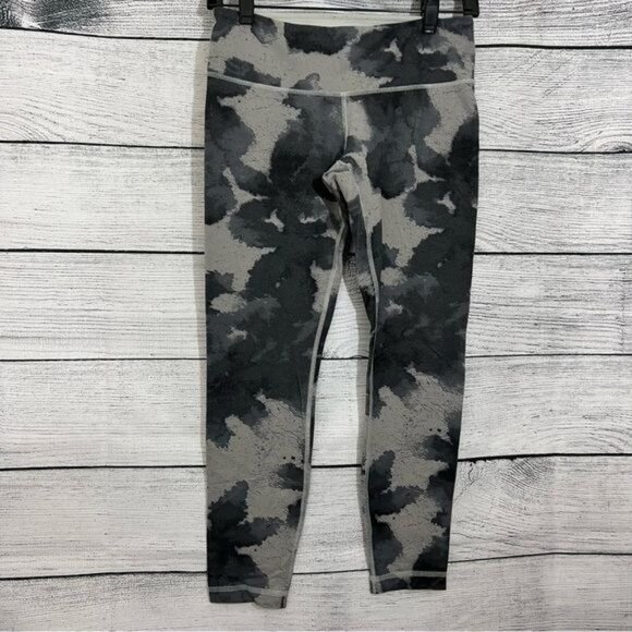 Lululemon Wunder Under Pant Floral Platoon Print Size 6 - Picture 1 of 5